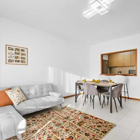 Gaia Urban | With Office דירה *