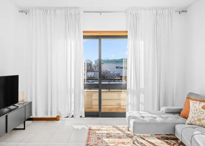 Gaia Urban | With Office Apartment